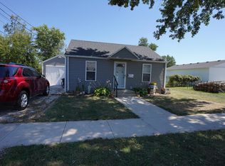 120 S Walnut St, Centralia, MO 65240