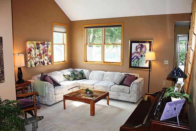 1st image of 1912 Sandalwood Dr