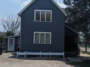 218 Buchanan Ave, Charleston, IL 61920