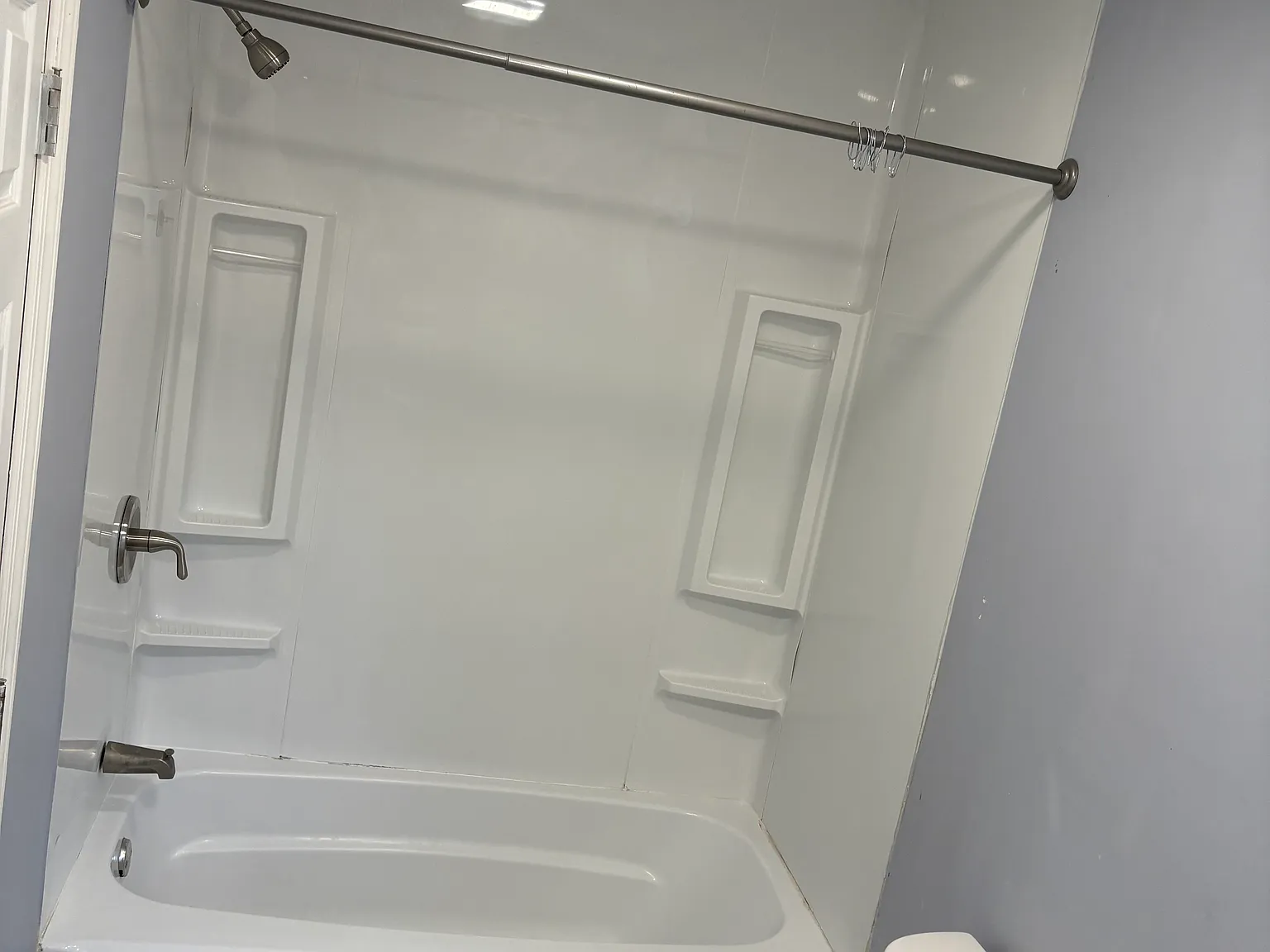 2 bed, 1000 sqft, $1,200 — Photo 1