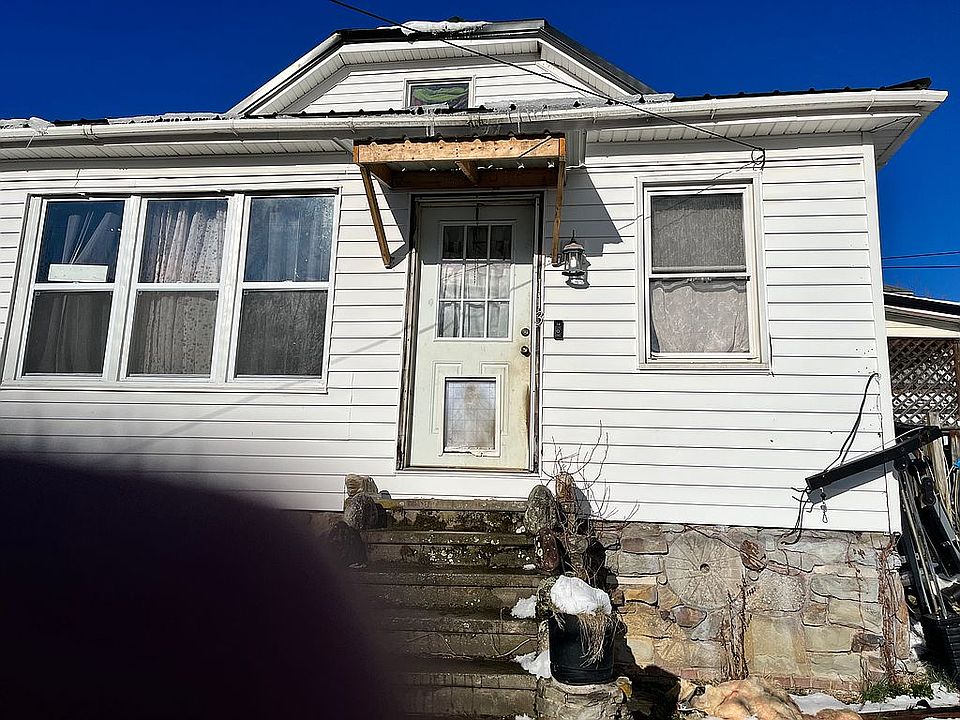 2nd image of 43 Mazzie Dr
