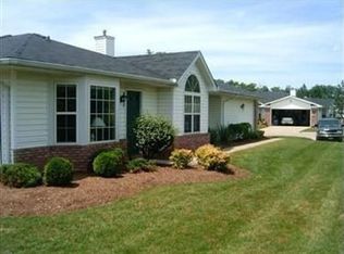 19130 Westbrooke Ln, Strongsville, OH 44136