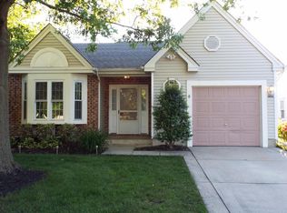 955 Larkspur Pl N, Mount Laurel, NJ 08054