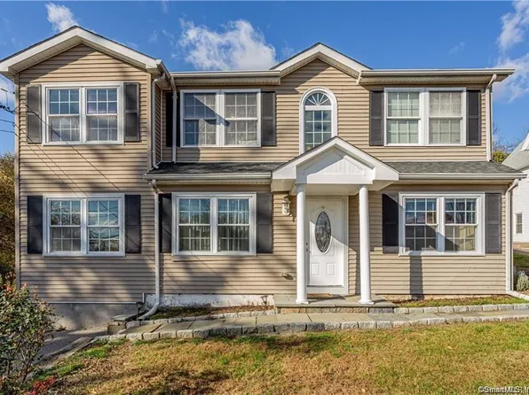 47 Cold Spring Rd #1, Stamford, CT 06905