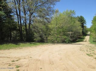 115 N 56th Ave, Mears, MI 49436