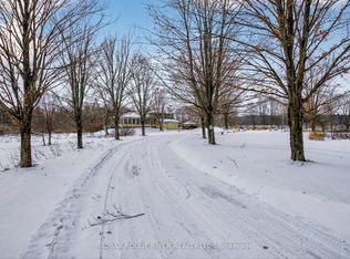 2401 15th Line, Selwyn, ON K0L 2H0