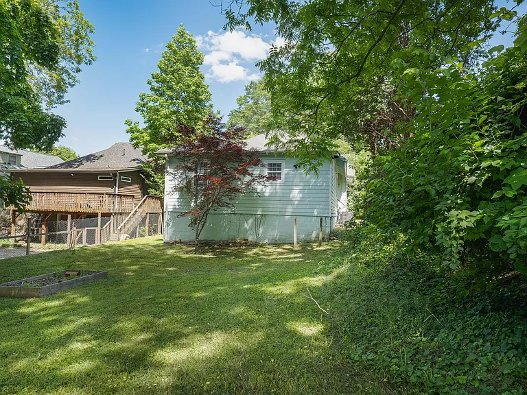 451 W Ontario Ave SW — Photo 12