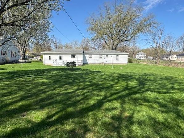 801 N Elm St, Nappanee, IN 46550
