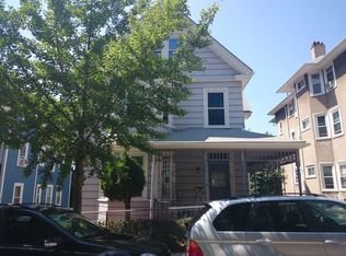 32 Wenham St, Jamaica Plain, MA 02130