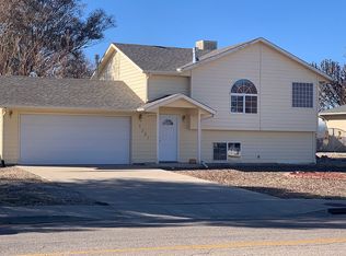 4207 Ridge Dr, Pueblo, CO 81008