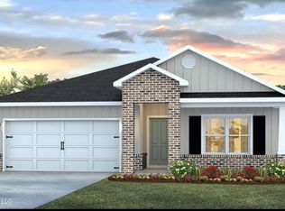 104 Dewberry Dr, Lucedale, MS 39452