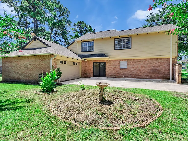 14134 Cleobrook Dr — Photo 32