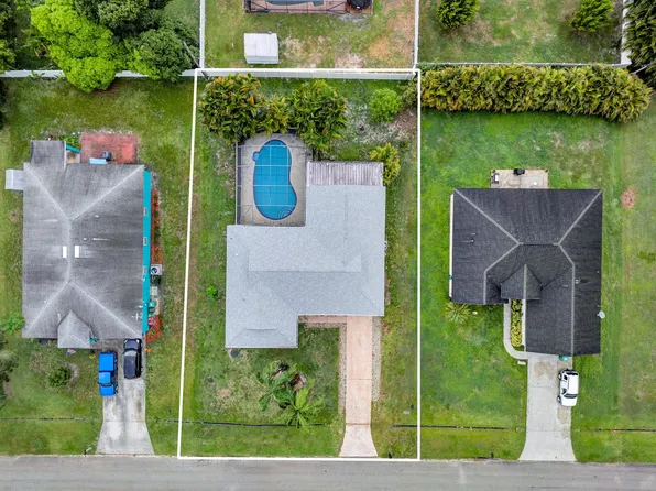 1918 SE Cheltenham Street, Port St Lucie, FL 34983