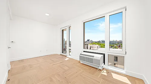 526 Baltic St #3L Photo 1