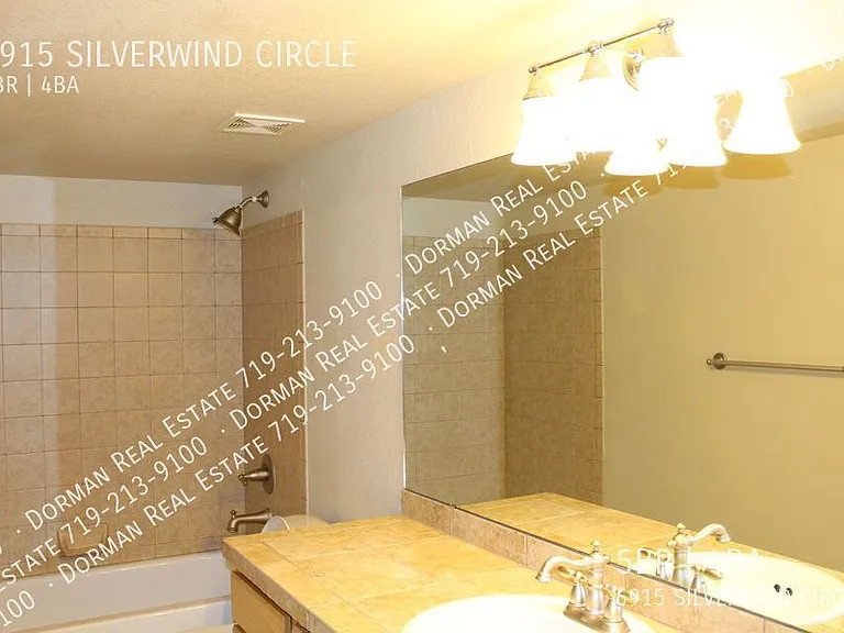 6915 Silverwind Cir — Photo 25