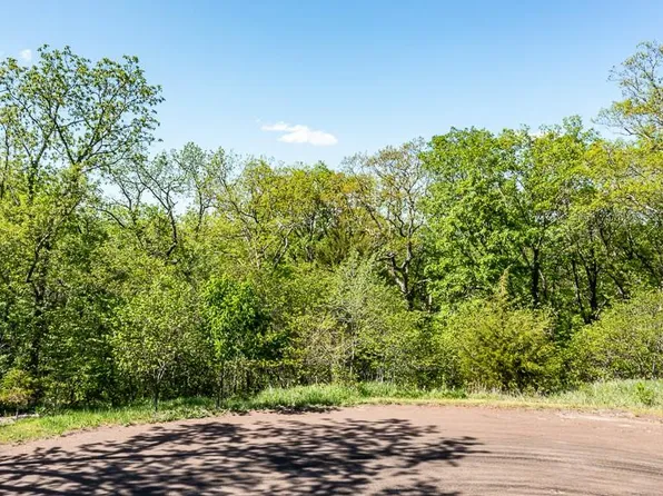LOT 28 Blue Moon Ln, Tonganoxie, KS 66086