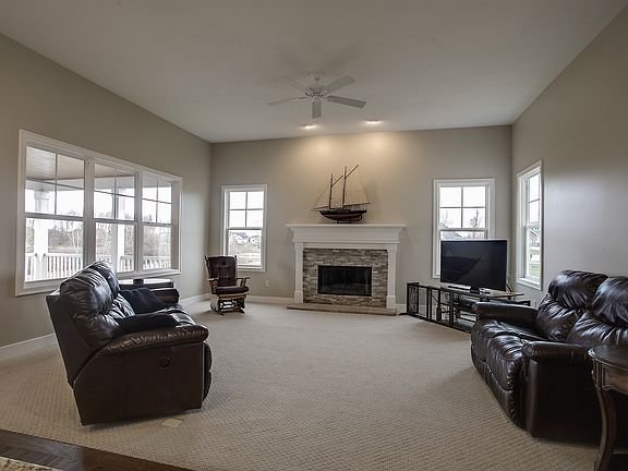 4th image of 8027 Crowley Dr SW