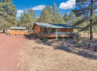 7049 E Robin Hood Rd, Williams, AZ 86046