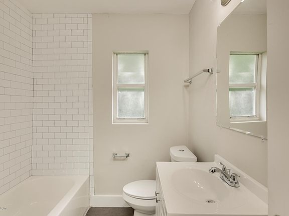 4th image of 7241 Greenway Dr