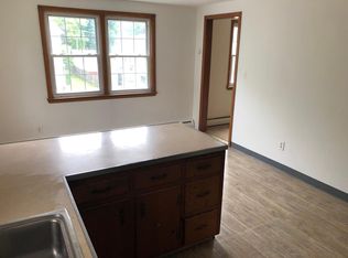 14 Norman St, Manchester, CT 06040