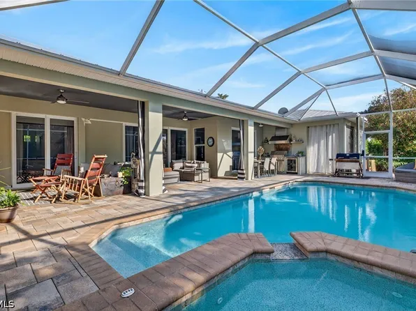 12251 McGregor Blvd, Fort Myers, FL 33919