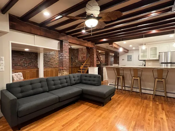 15 Blackwood St APT 1, Boston, MA 02115