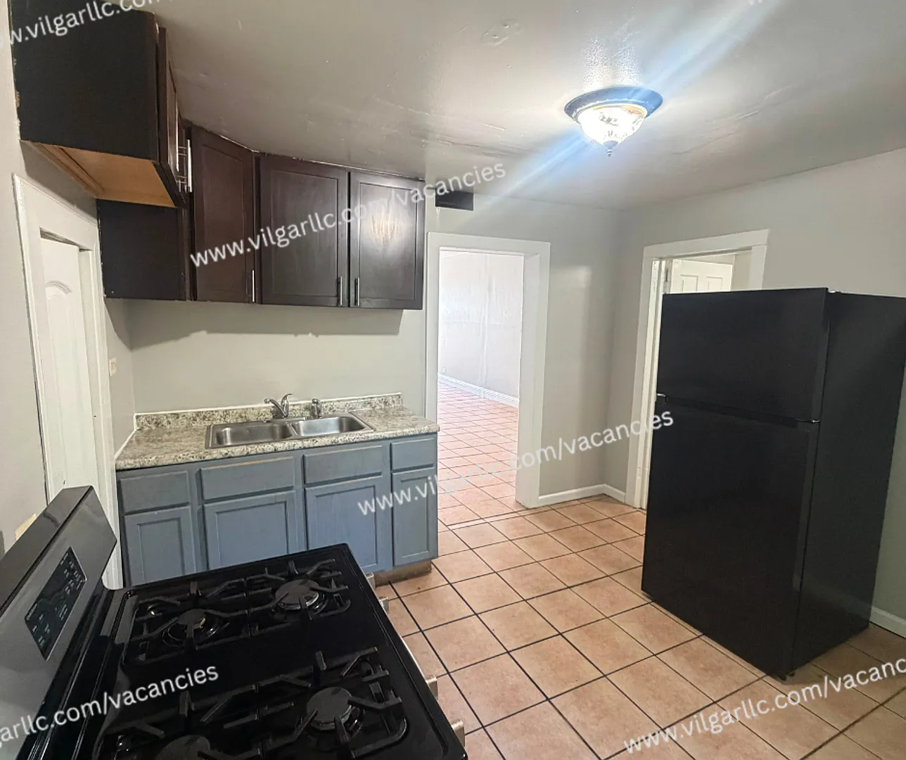 2 bedrooms, 1 Bath Home — Photo 3