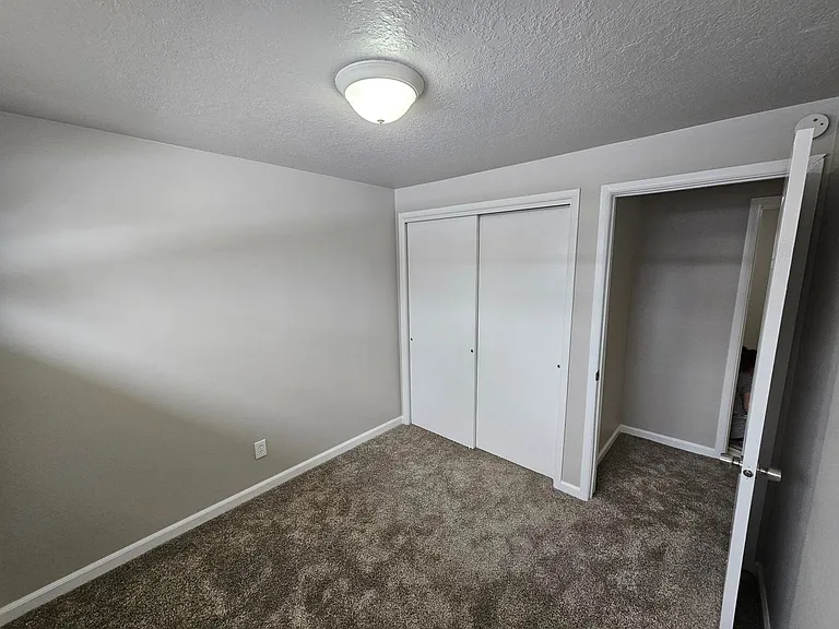 2402 W Lemhi St — Photo 15