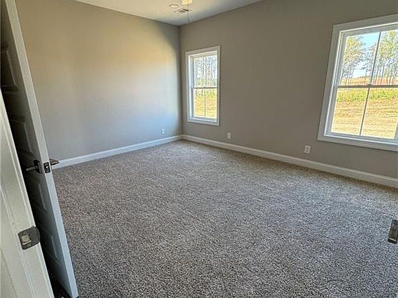 5th image of 7175 King Rd