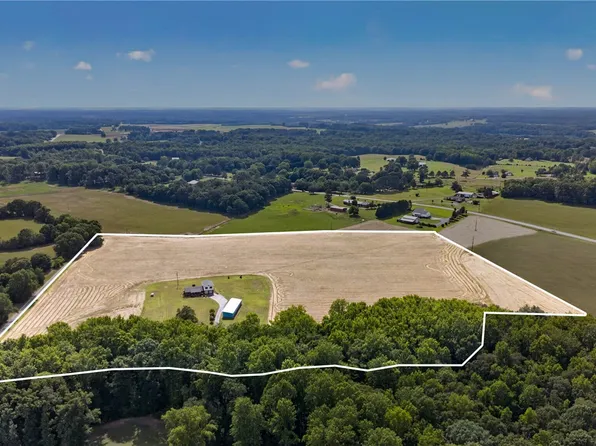 145 Old Sanders Rd, Pendleton, SC 29670