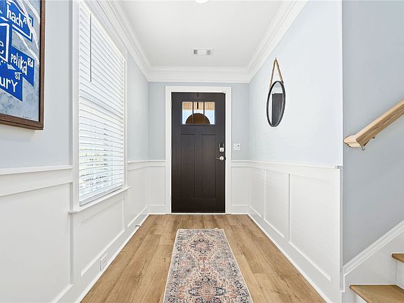 3rd image of 2504 Oxbury St