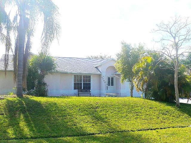 1st image of 3302 SE Ford Ln