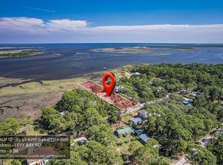 8 Levy Bay Rd, Panacea, FL 32346