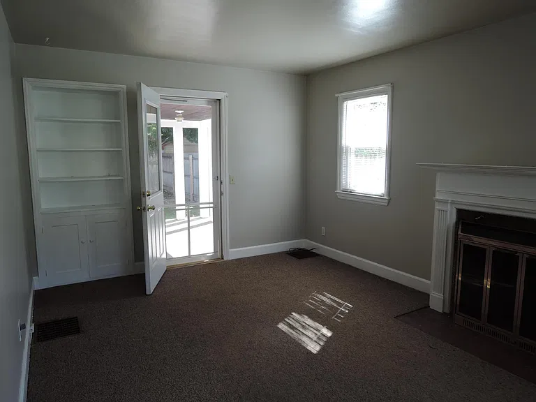 237 Merrill St — Photo 11