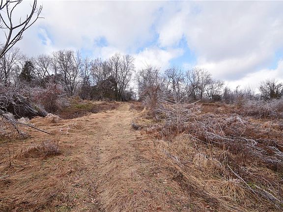3rd image of Miller Rd