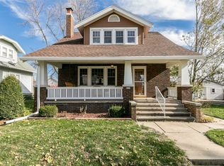 1719 Hamilton St SW, Cedar Rapids, IA 52404