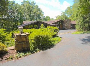 1005 Spruce St, Connellsville, PA 15425