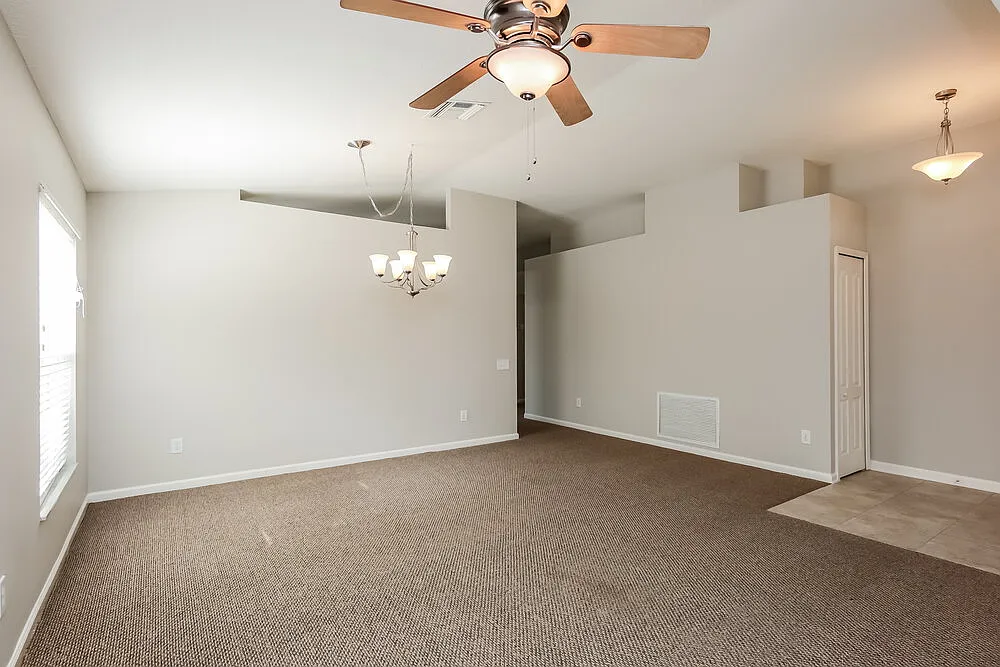 3 bed, 2.0 bath, 1839 sqft, $2,770 — Photo 4