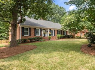 105 Battle Rd, Greensboro, NC 27410