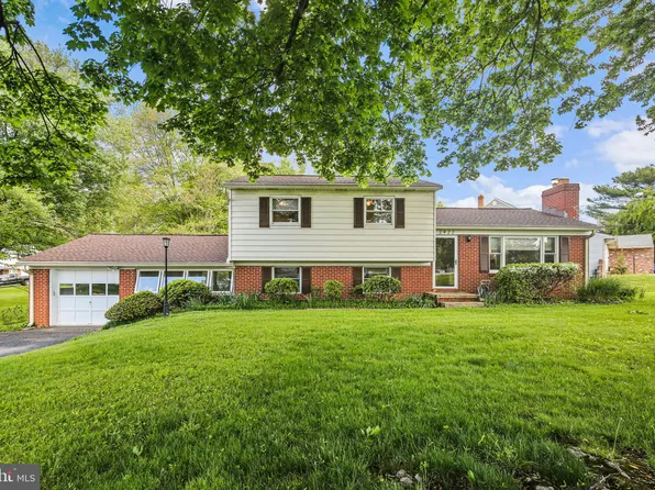 2922 Chestnut Hill Dr, Ellicott City, MD 21043