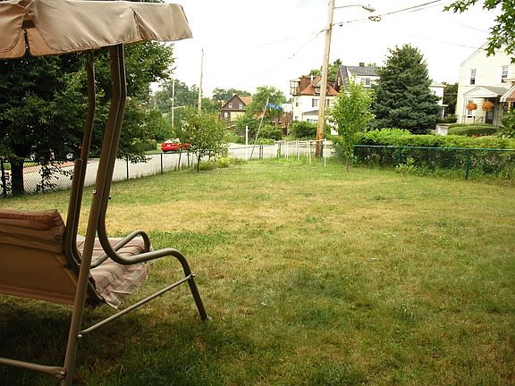 Triple lot w/ garden and trees