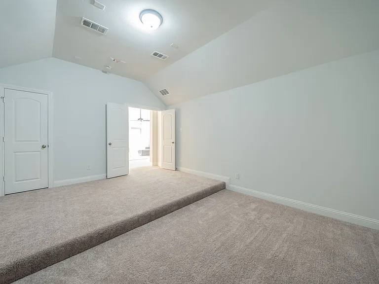 921 Bayberry Dr — Photo 21