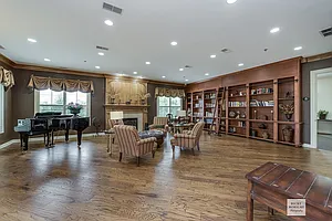 367 Chesapeake Ln — Photo 16