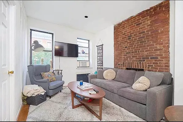 Rented by Compass | media 33