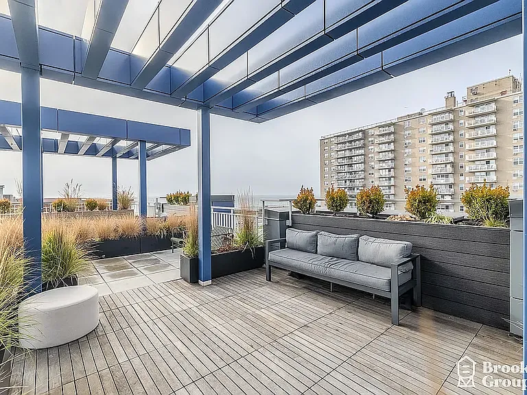 101-19 Rockaway Beach Blvd #2L — Photo 15