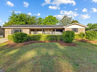 513 Clemson Dr, Warner Robins, GA 31093
