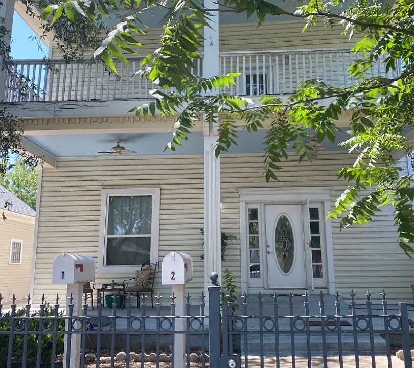 2014 W Houston St #U
