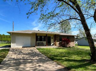 1906 Christopher Street, West Plains, MO 65775