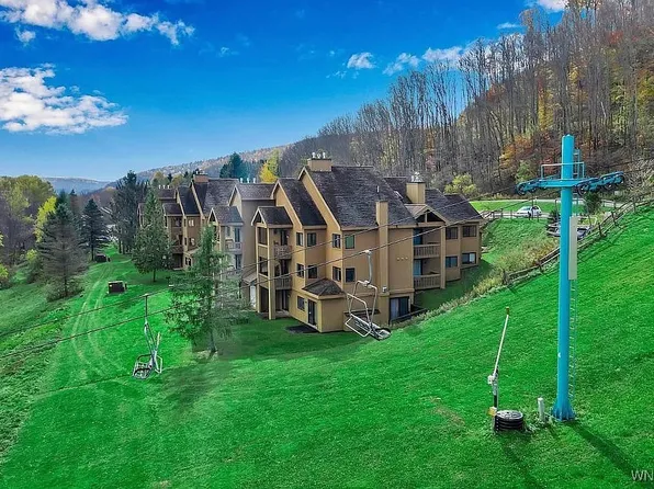 5915 Snowpine Vlg #B202, Ellicottville, NY 14731