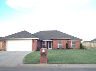 3012 White Tail Dr, Altus, OK 73521